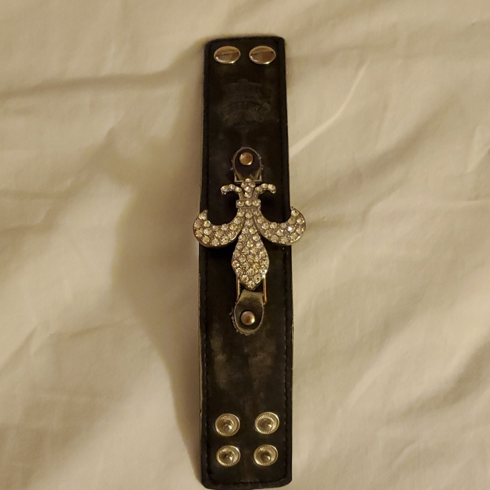 Rock Revival black bracelet/ BUCKLE